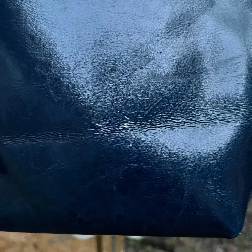 Borgasets Leather Tote Bag Navy - Picture 8 of 11